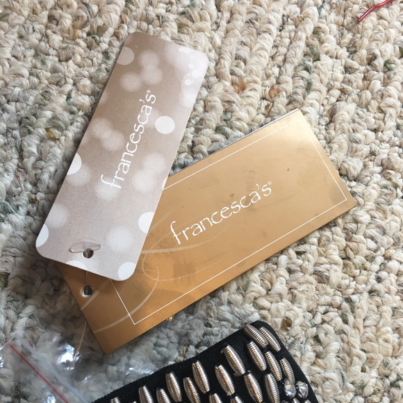 Francesca’s brand new skirt - Picture 2 of 4